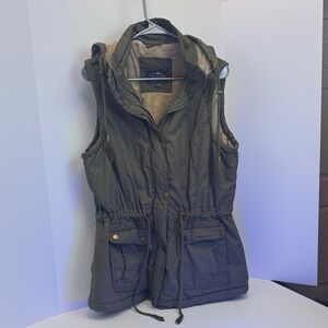 Ambition Dark Olive Sleeveless Vest